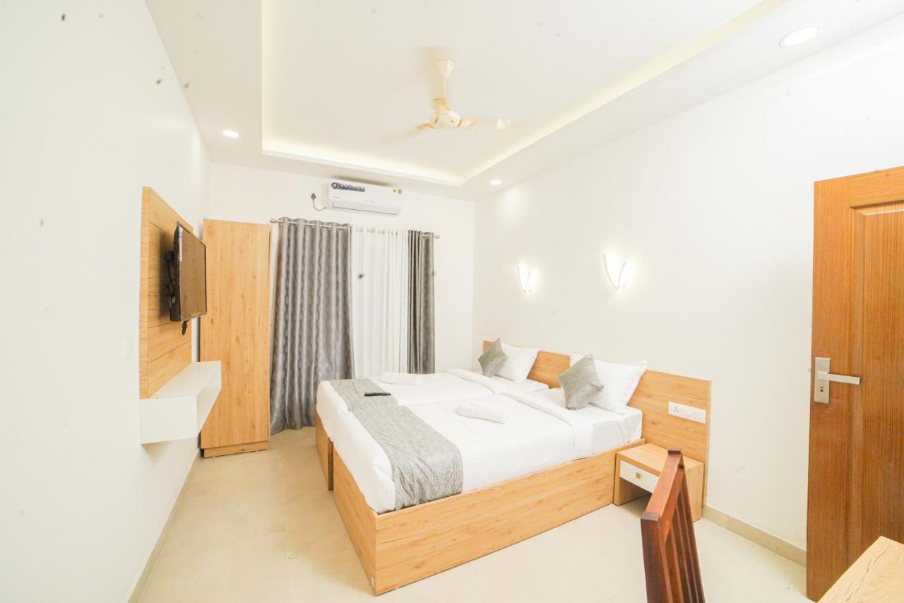 Hotel Oceana Hills Residency Alappuzha Esterno foto