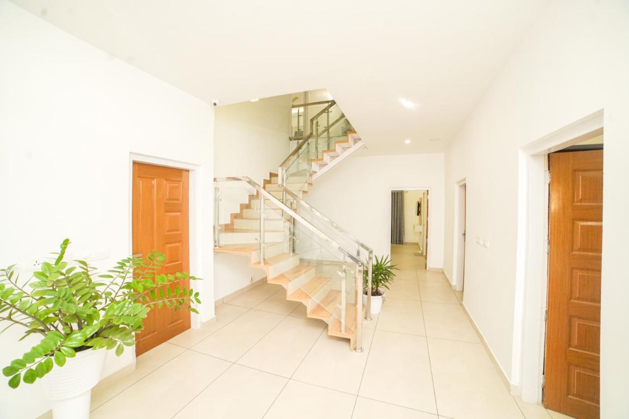 Hotel Oceana Hills Residency Alappuzha Esterno foto