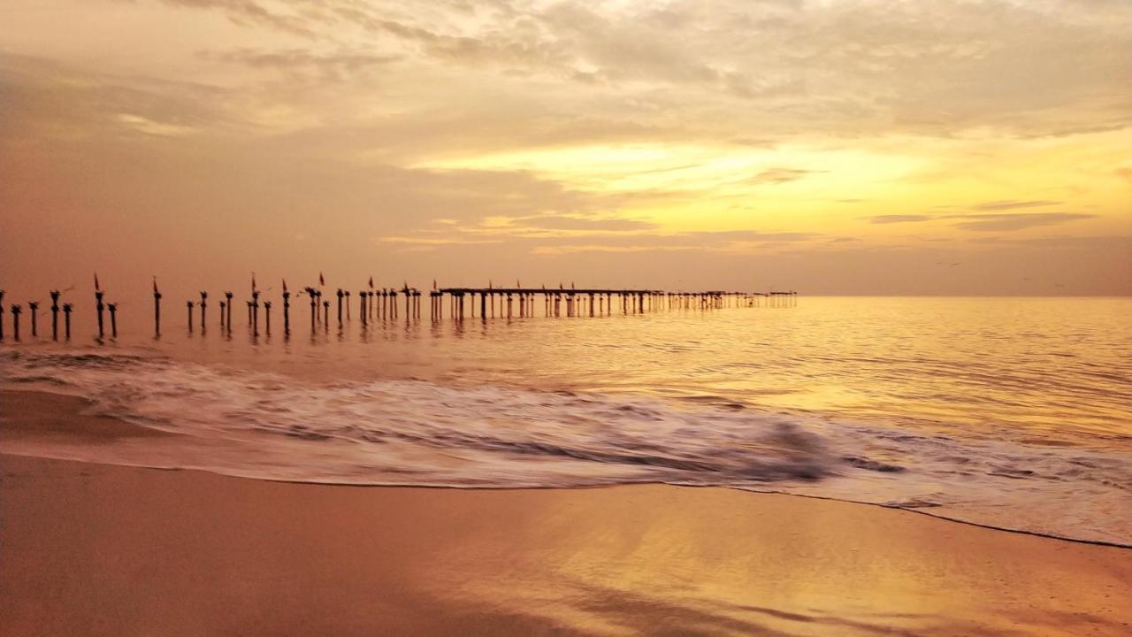Hotel Oceana Hills Residency Alappuzha Esterno foto